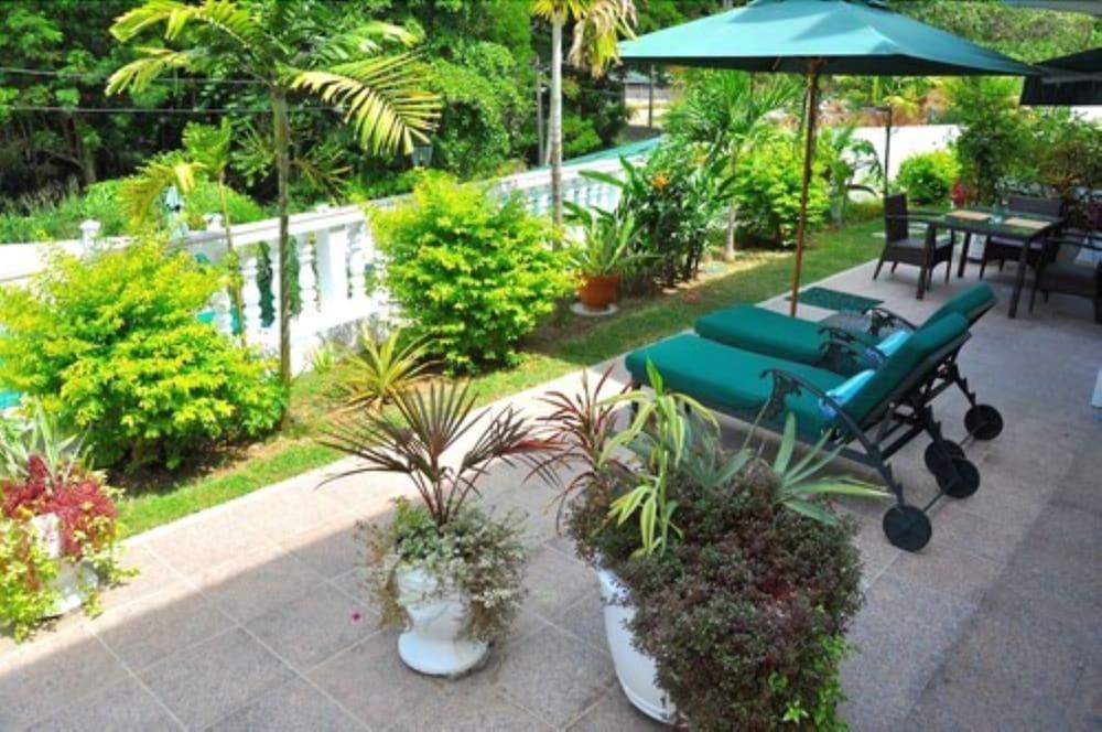 Hanneman Holiday Residence Beau Vallon  Extérieur photo